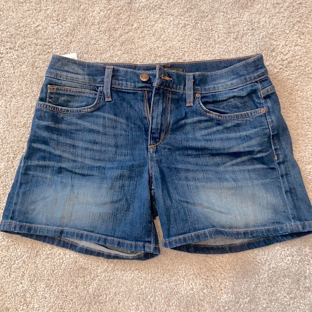Side 29 shorts from Joe’s